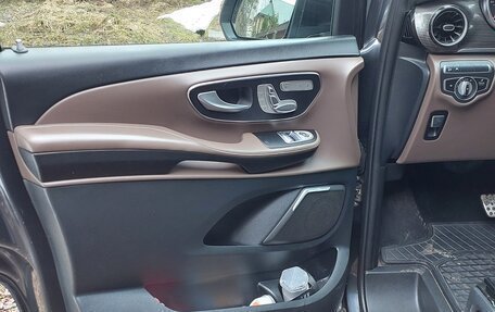 Mercedes-Benz V-Класс, 2019 год, 6 150 000 рублей, 6 фотография