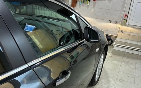 Opel Astra J, 2013 год, 1 250 000 рублей, 30 фотография