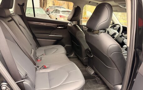 Toyota Highlander, 2026 год, 5 850 000 рублей, 17 фотография