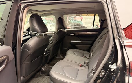 Toyota Highlander, 2026 год, 5 850 000 рублей, 16 фотография