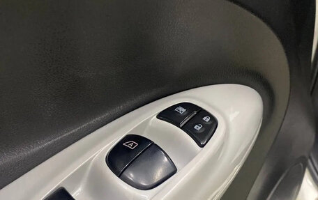 Nissan Juke II, 2012 год, 796 000 рублей, 12 фотография