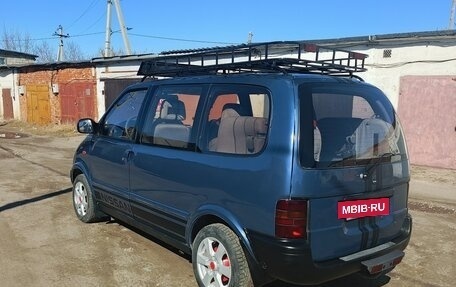 Nissan Serena I, 1992 год, 600 000 рублей, 7 фотография