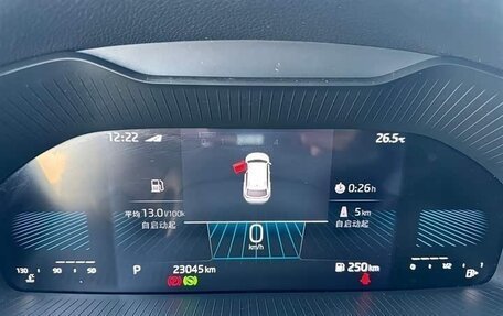 Skoda Karoq I, 2023 год, 2 340 000 рублей, 12 фотография