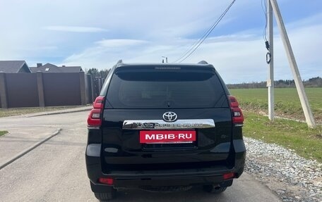 Toyota Land Cruiser Prado 150 рестайлинг 2, 2019 год, 6 300 000 рублей, 3 фотография