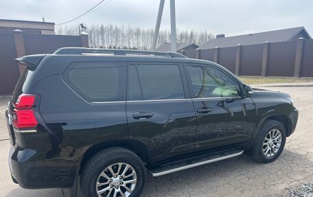 Toyota Land Cruiser Prado 150 рестайлинг 2, 2019 год, 6 300 000 рублей, 5 фотография