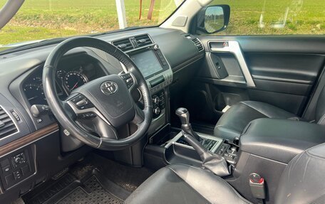 Toyota Land Cruiser Prado 150 рестайлинг 2, 2019 год, 6 300 000 рублей, 8 фотография