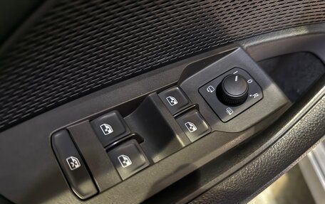 Skoda Octavia IV, 2021 год, 1 899 999 рублей, 16 фотография