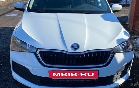 Skoda Rapid II, 2021 год, 1 650 000 рублей, 2 фотография