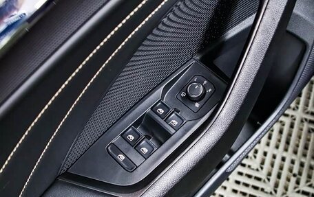 Skoda Octavia IV, 2023 год, 2 440 000 рублей, 13 фотография