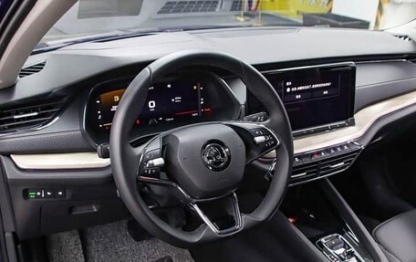 Skoda Octavia IV, 2023 год, 2 440 000 рублей, 15 фотография