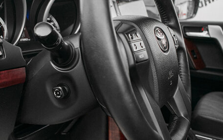 Toyota Land Cruiser Prado 150 рестайлинг 2, 2014 год, 3 350 000 рублей, 13 фотография