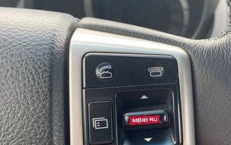 Toyota Land Cruiser Prado 150 рестайлинг 2, 2011 год, 2 700 000 рублей, 17 фотография