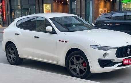 Maserati Levante I, 2016 год, 3 720 000 рублей, 2 фотография