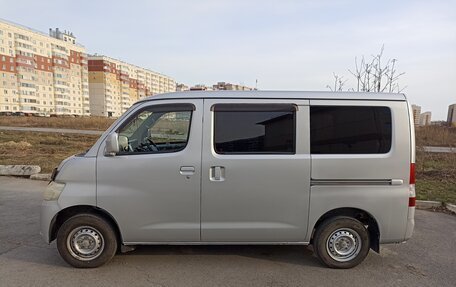 Toyota Town Ace IV, 2012 год, 635 000 рублей, 4 фотография