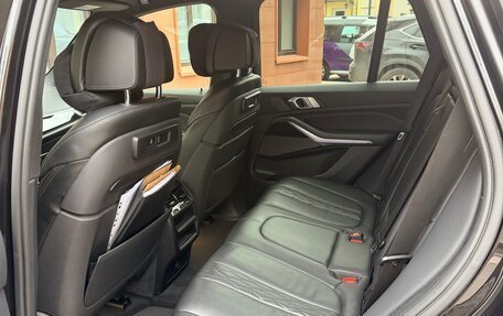 BMW X5, 2018 год, 5 300 000 рублей, 4 фотография