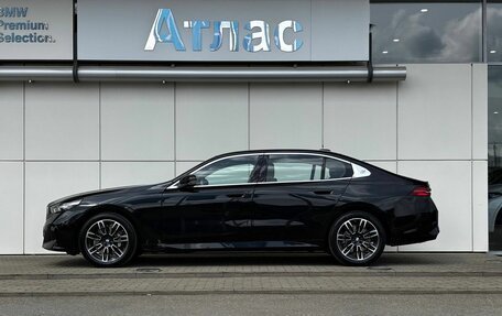 BMW 5 серия, 2025 год, 8 990 000 рублей, 6 фотография