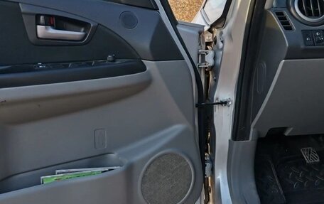 Suzuki SX4 II рестайлинг, 2007 год, 800 000 рублей, 19 фотография