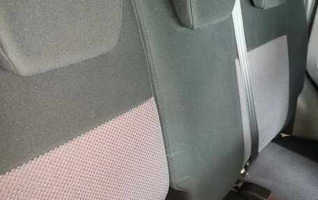 Suzuki SX4 II рестайлинг, 2007 год, 800 000 рублей, 17 фотография