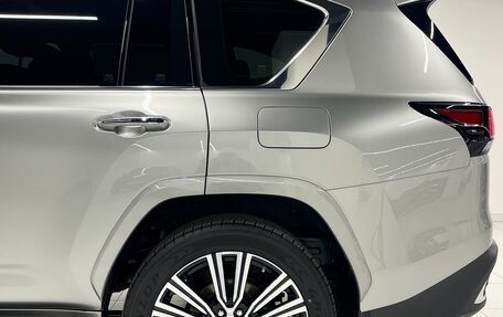 Lexus LX, 2023 год, 15 900 000 рублей, 12 фотография