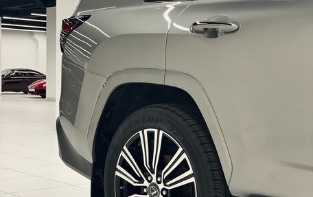 Lexus LX, 2023 год, 15 900 000 рублей, 13 фотография