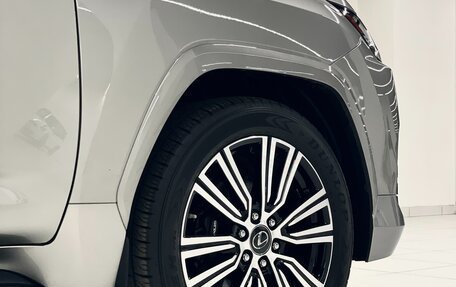 Lexus LX, 2023 год, 15 900 000 рублей, 16 фотография