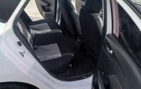 Hyundai Solaris II рестайлинг, 2018 год, 950 000 рублей, 8 фотография