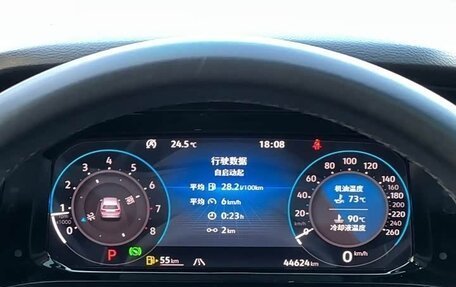 Volkswagen Golf VIII, 2023 год, 2 000 000 рублей, 6 фотография