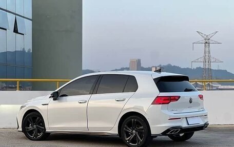 Volkswagen Golf VIII, 2023 год, 2 000 000 рублей, 11 фотография