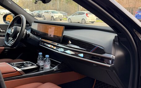 BMW 7 серия, 2023 год, 14 999 999 рублей, 8 фотография