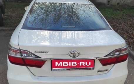 Toyota Camry, 2017 год, 2 400 000 рублей, 5 фотография