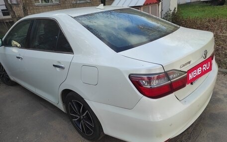 Toyota Camry, 2017 год, 2 400 000 рублей, 4 фотография