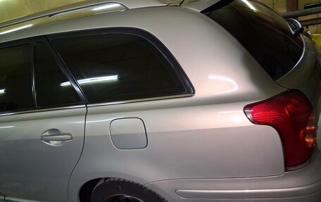 Toyota Avensis III рестайлинг, 2005 год, 900 000 рублей, 9 фотография