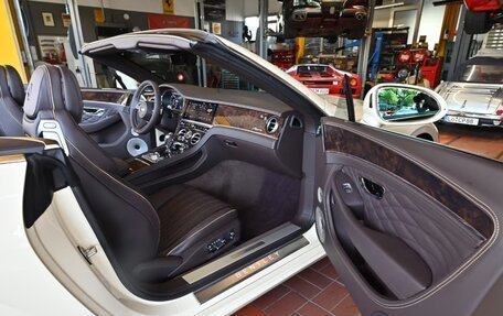 Bentley Continental GT III, 2024 год, 25 984 000 рублей, 17 фотография