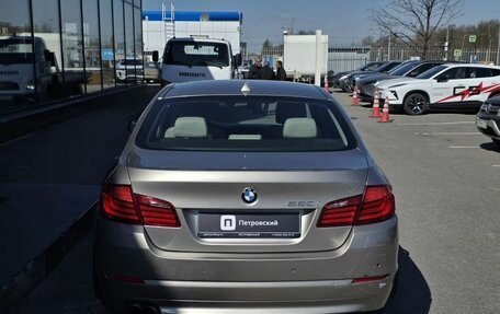 BMW 5 серия, 2013 год, 1 550 000 рублей, 6 фотография