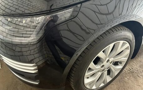 Land Rover Range Rover IV рестайлинг, 2018 год, 13 000 000 рублей, 13 фотография