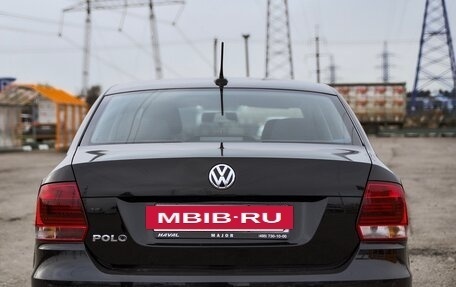 Volkswagen Polo VI (EU Market), 2017 год, 1 100 000 рублей, 2 фотография