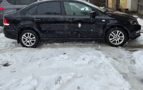 Volkswagen Polo VI (EU Market), 2016 год, 1 000 000 рублей, 3 фотография