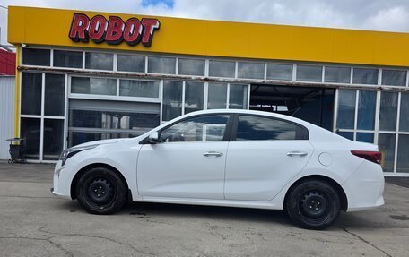 KIA Rio IV, 2021 год, 1 600 000 рублей, 4 фотография