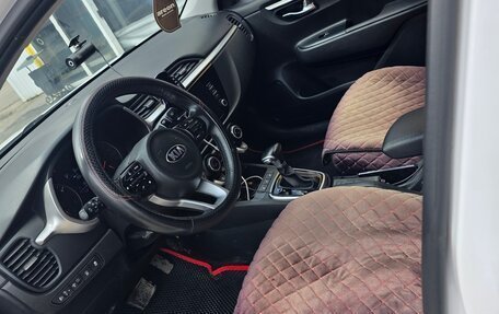 KIA Rio IV, 2021 год, 1 600 000 рублей, 7 фотография