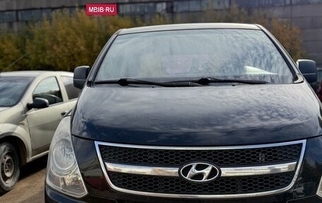 Hyundai Grand Starex Grand Starex I рестайлинг 2, 2008 год, 815 000 рублей, 2 фотография