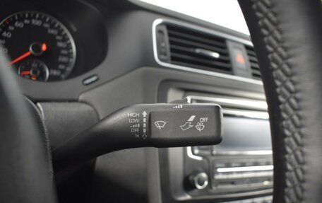 Volkswagen Jetta VI, 2013 год, 943 100 рублей, 17 фотография