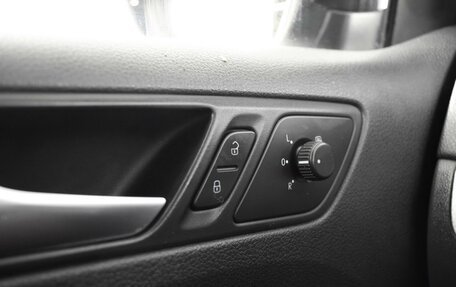 Volkswagen Jetta VI, 2013 год, 943 100 рублей, 21 фотография