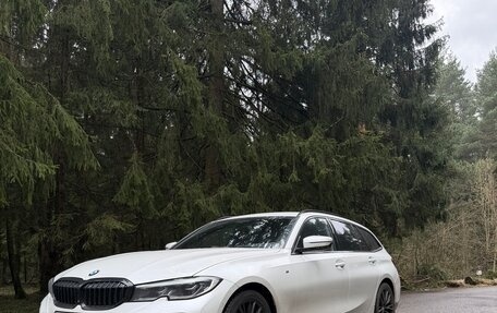 BMW 3 серия, 2019 год, 3 990 000 рублей, 1 фотография