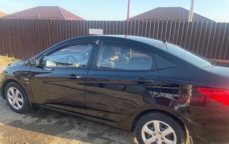 Hyundai Solaris II рестайлинг, 2013 год, 670 000 рублей, 1 фотография