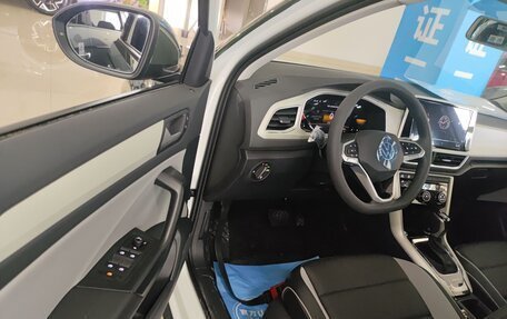 Volkswagen T-Roc I, 2026 год, 2 800 000 рублей, 10 фотография