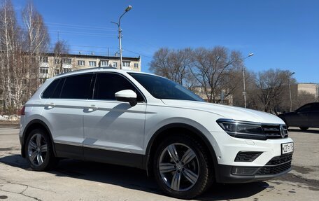 Volkswagen Tiguan II, 2017 год, 2 790 000 рублей, 3 фотография