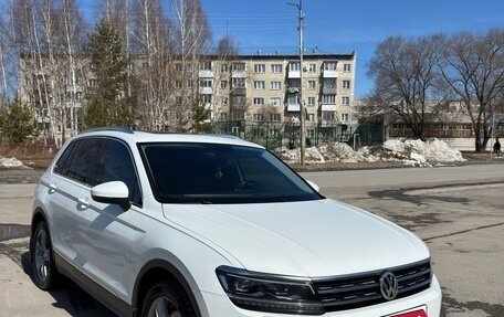 Volkswagen Tiguan II, 2017 год, 2 790 000 рублей, 2 фотография