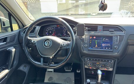 Volkswagen Tiguan II, 2017 год, 2 790 000 рублей, 13 фотография