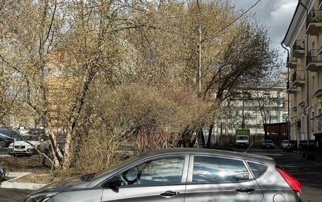 Hyundai Solaris II рестайлинг, 2015 год, 690 000 рублей, 2 фотография