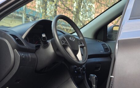 Hyundai Solaris II рестайлинг, 2015 год, 690 000 рублей, 9 фотография